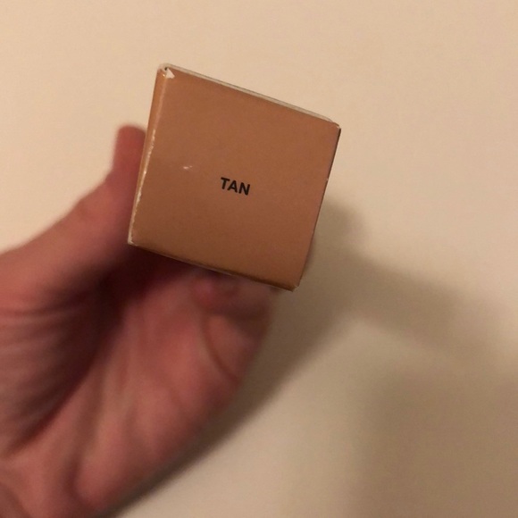 Concealer - Picture 2 of 2